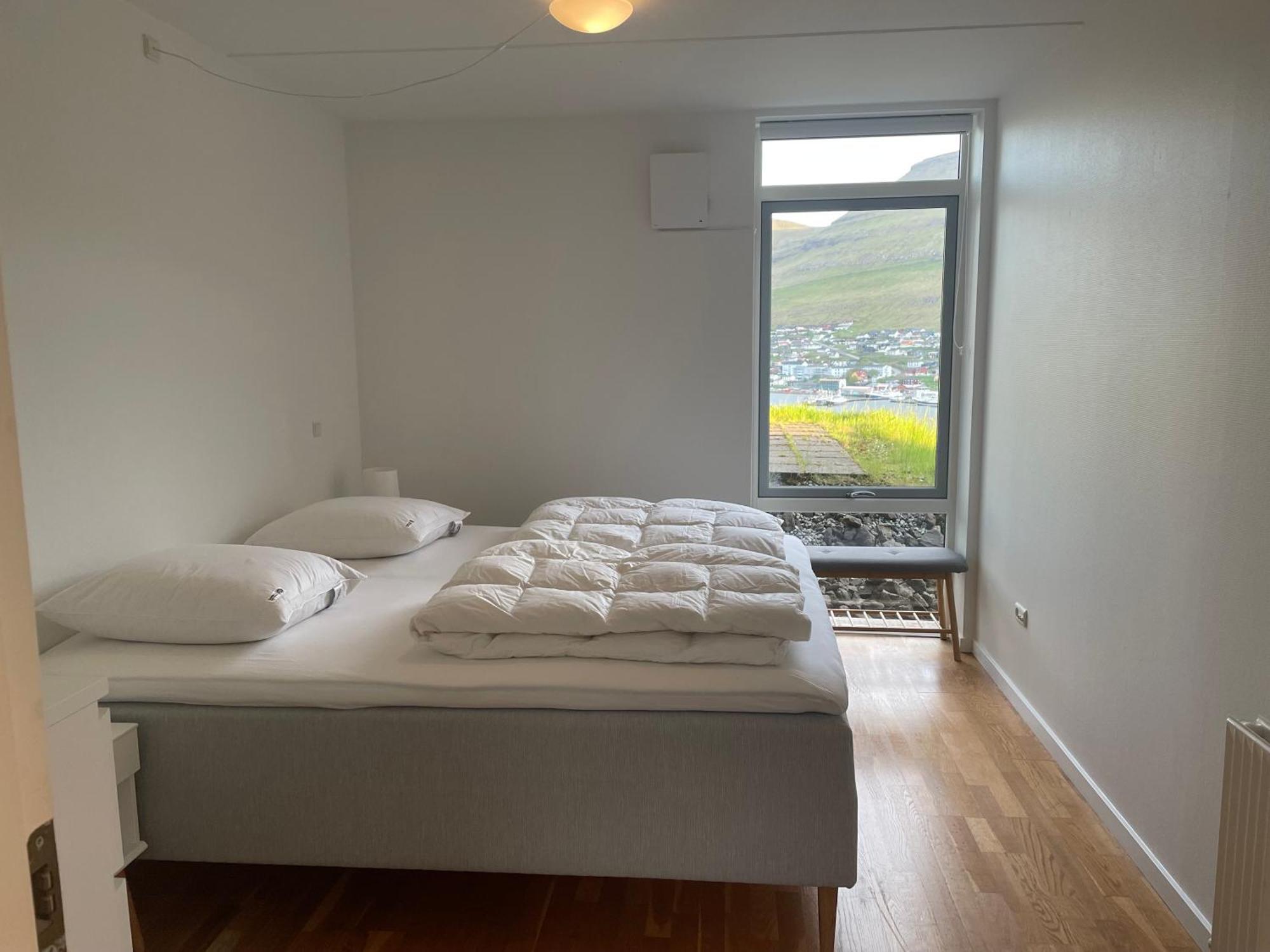 Unique Sea & Landscape View And Spacious Apartment Klaksvík 외부 사진