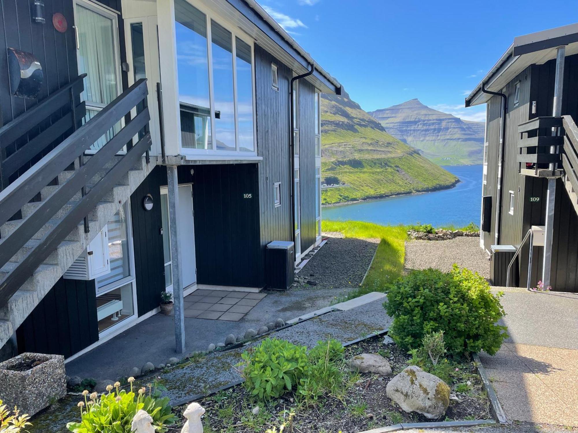 Unique Sea & Landscape View And Spacious Apartment Klaksvík 외부 사진