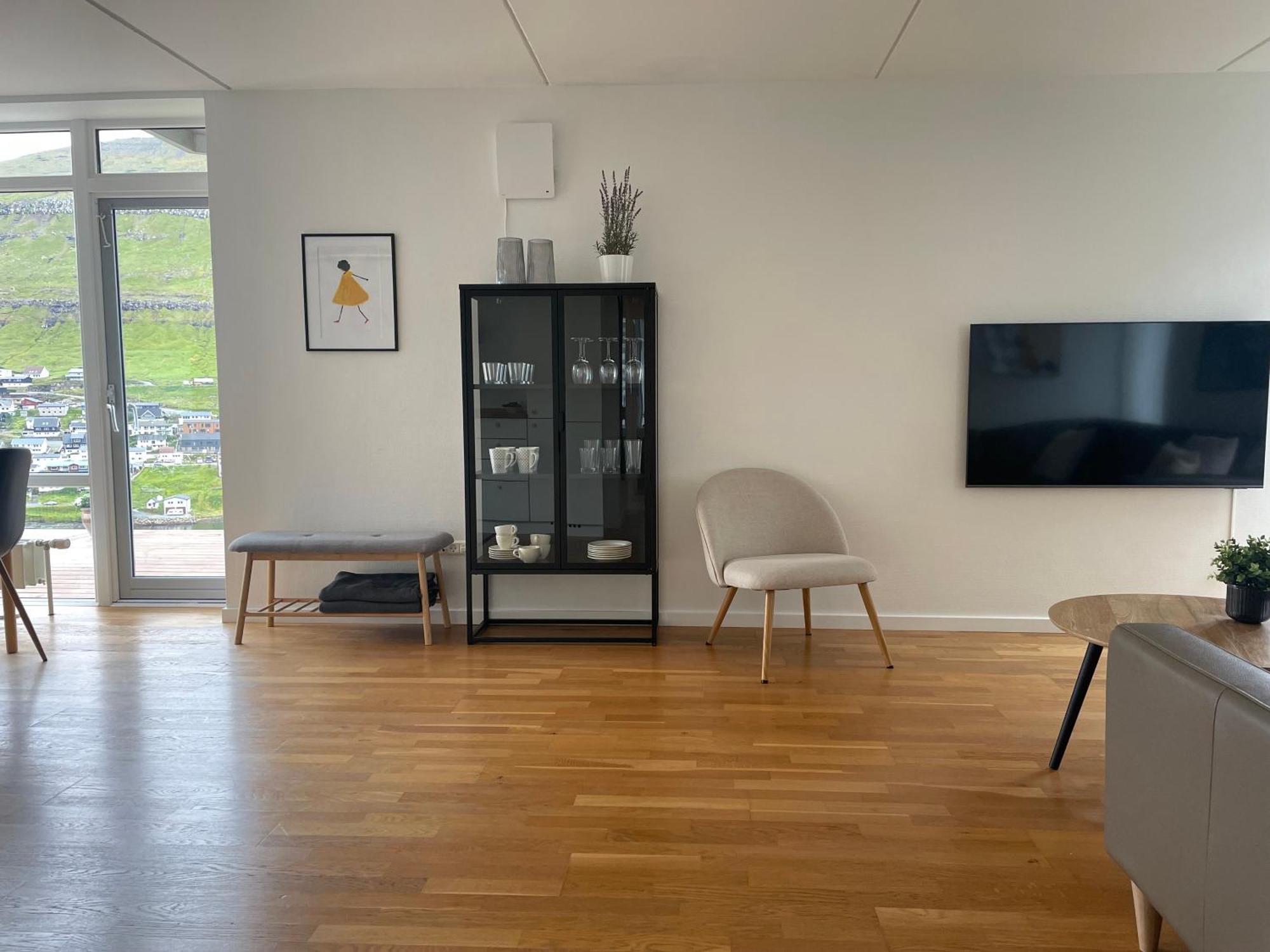 Unique Sea & Landscape View And Spacious Apartment Klaksvík 외부 사진